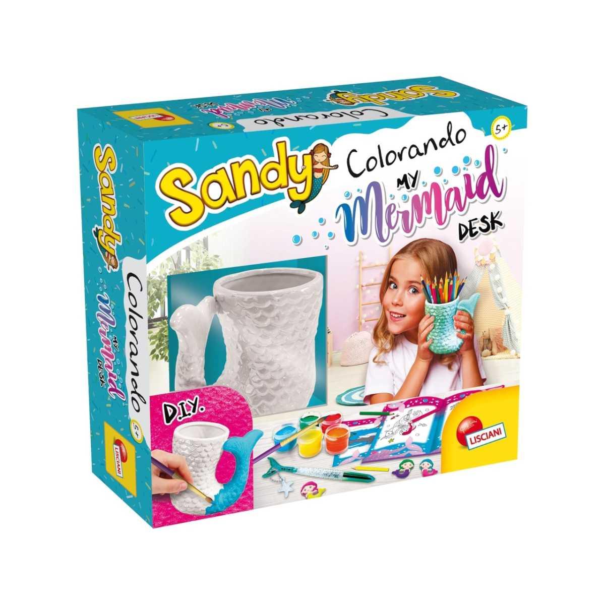 Sandy colorando my mermaid desk 105694